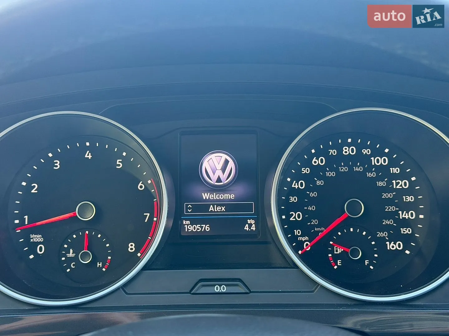 2019 Volkswagen Tiguan - мініатюра 18