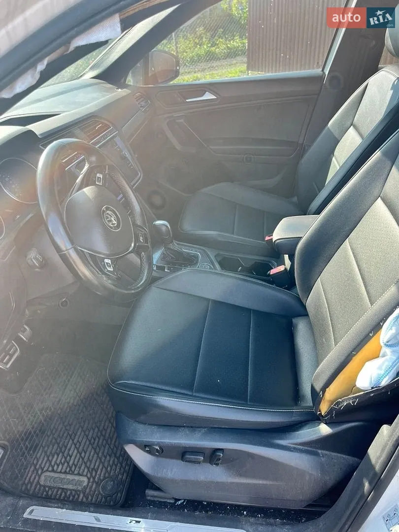 2021 Volkswagen Tiguan - мініатюра 8