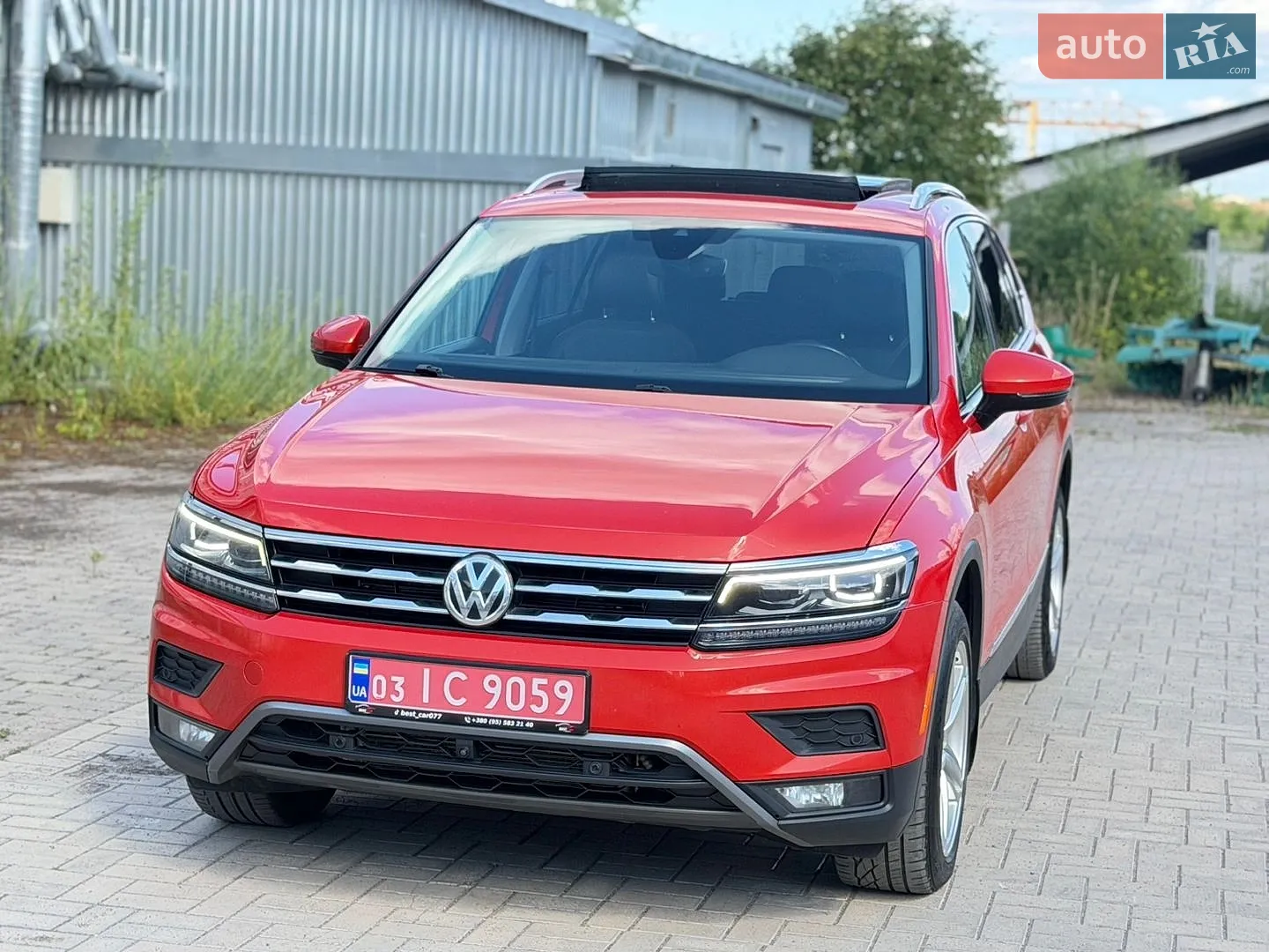 2017 Volkswagen Tiguan - мініатюра 3