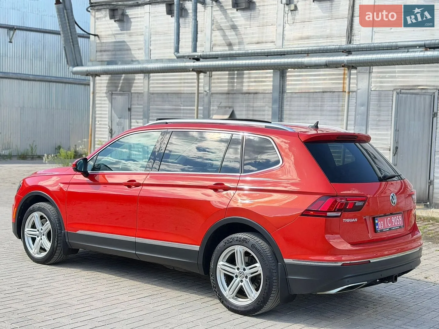 2017 Volkswagen Tiguan - мініатюра 9