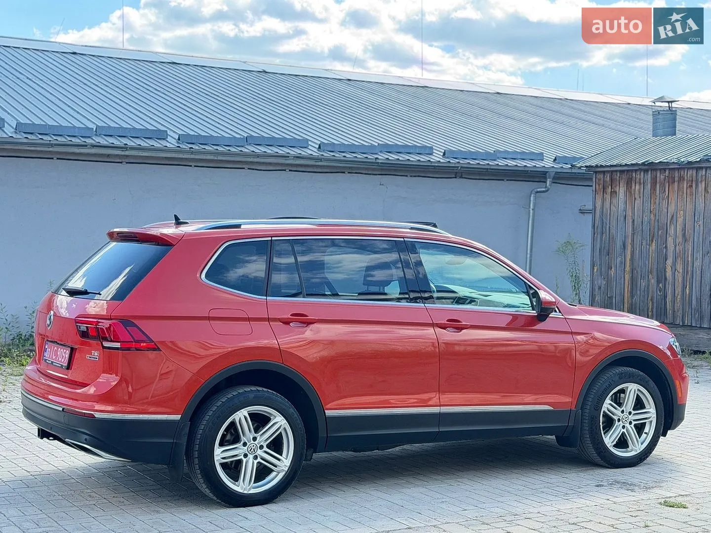 2017 Volkswagen Tiguan - мініатюра 14