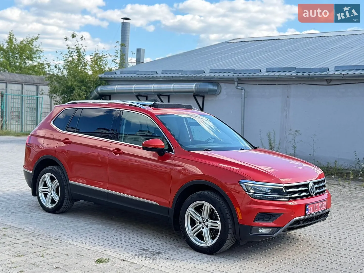 2017 Volkswagen Tiguan - мініатюра 16