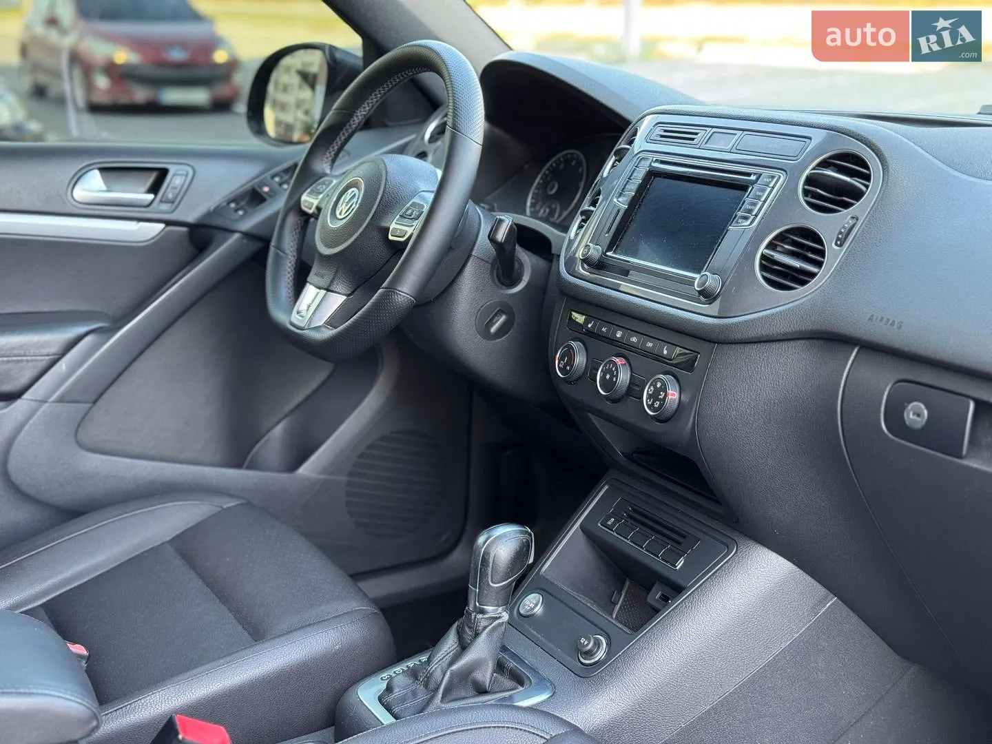 2016 Volkswagen Tiguan - мініатюра 42