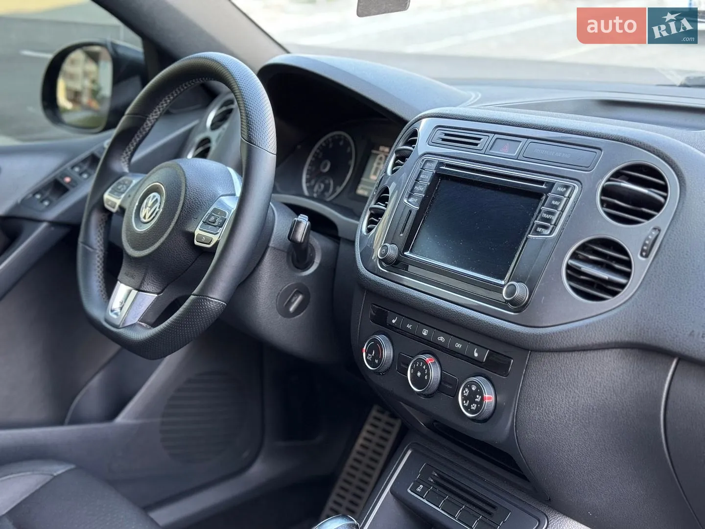2016 Volkswagen Tiguan - мініатюра 49