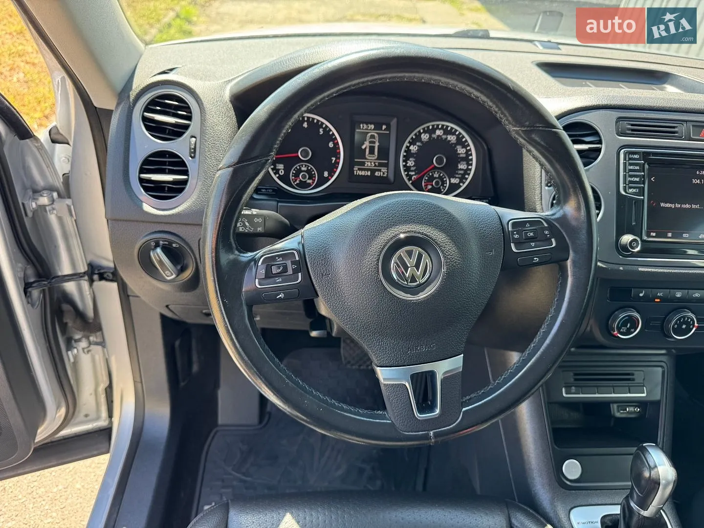 2016 Volkswagen Tiguan - мініатюра 34