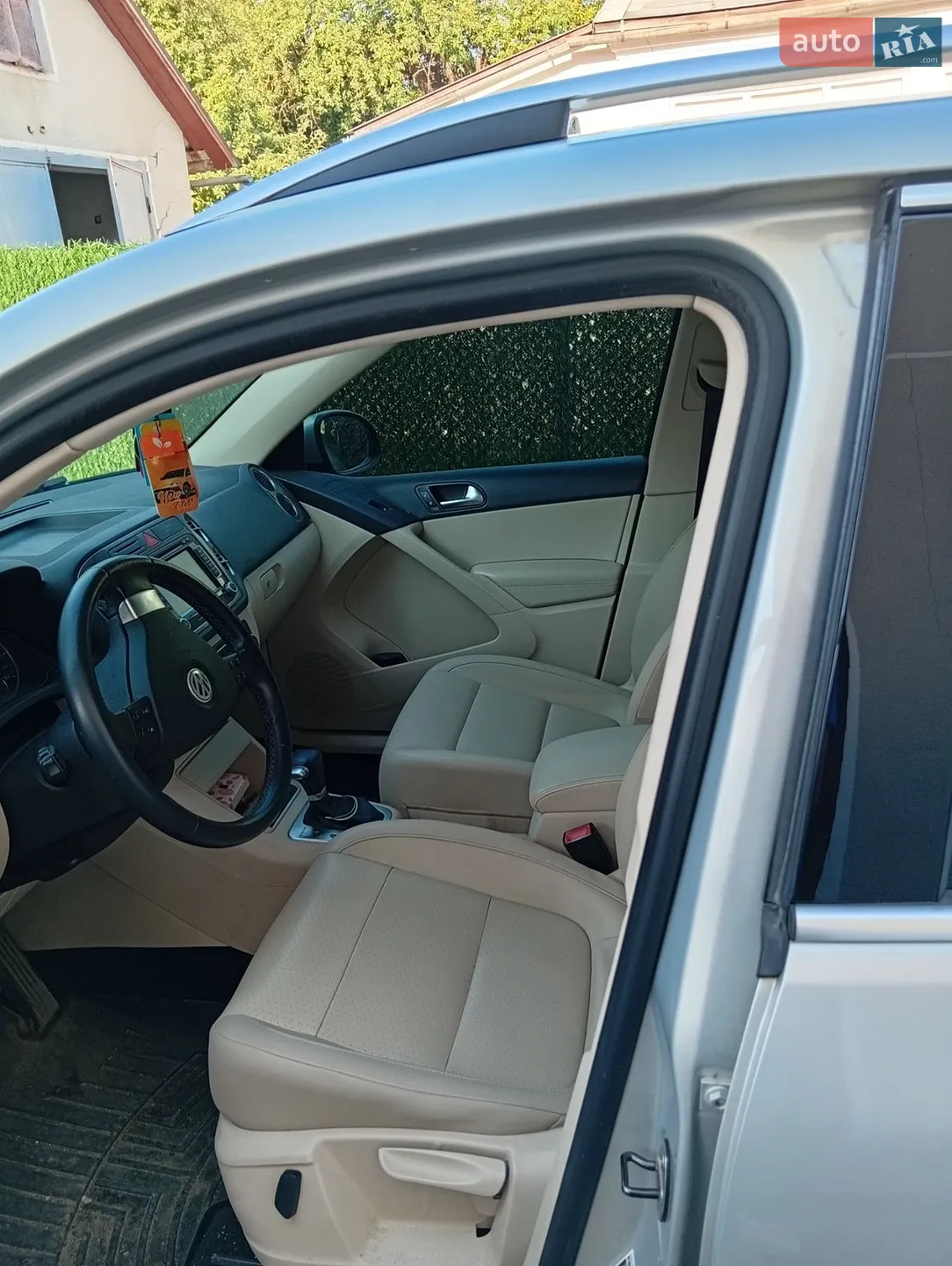2010 Volkswagen Tiguan - мініатюра 3