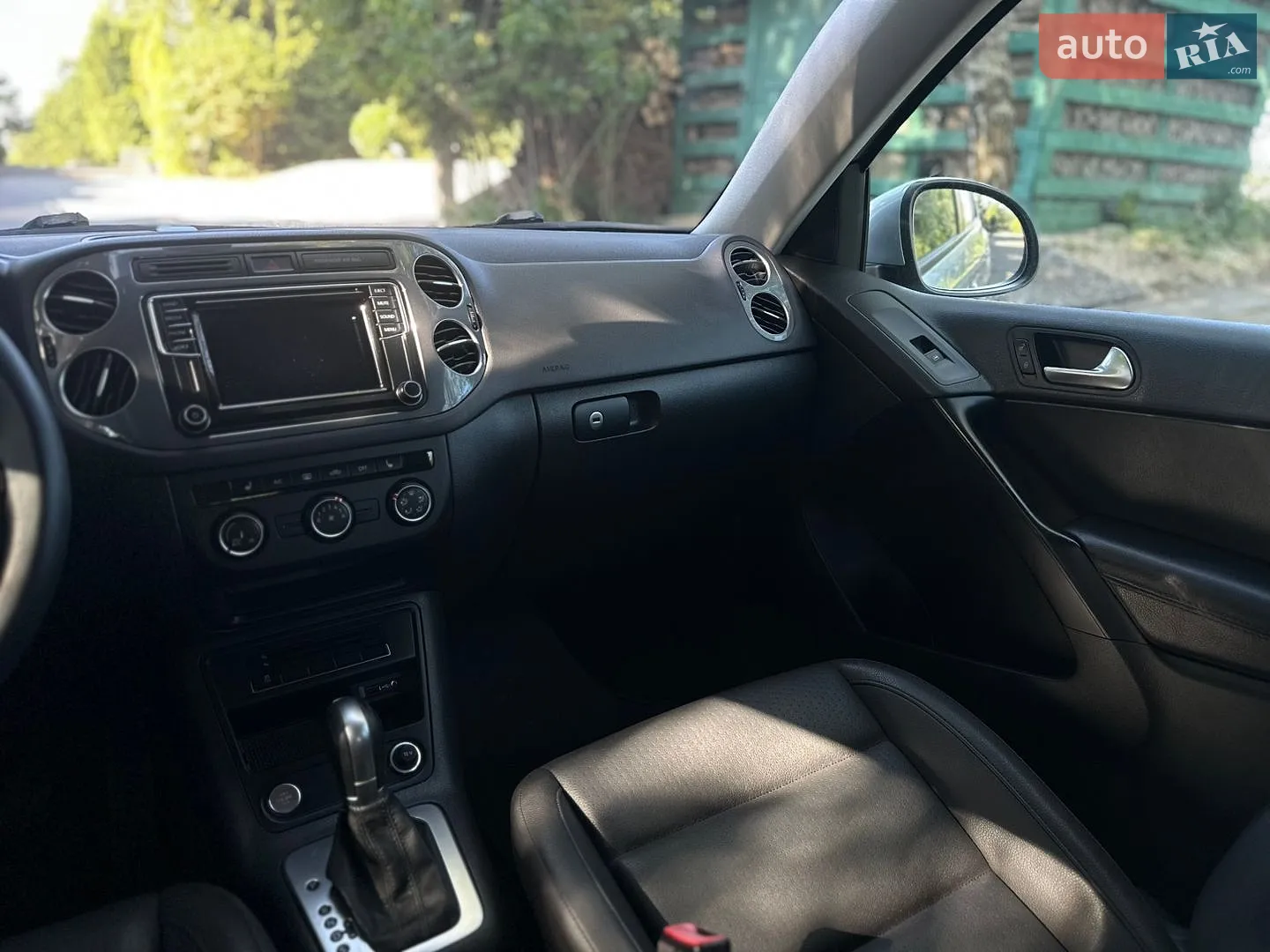 2016 Volkswagen Tiguan - мініатюра 44