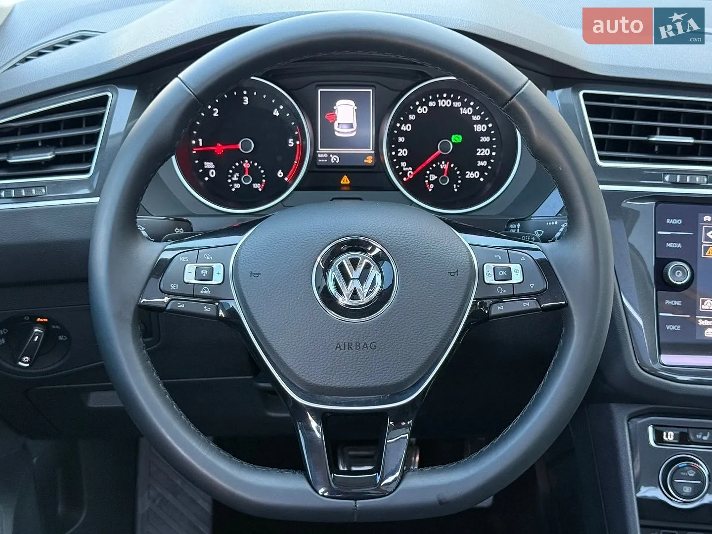 2018 Volkswagen Tiguan - мініатюра 77