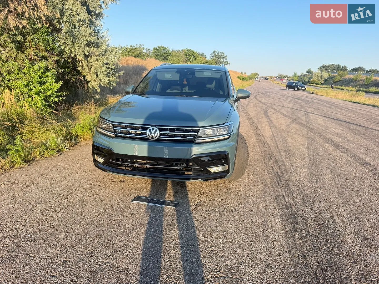 2020 Volkswagen Tiguan - мініатюра 2