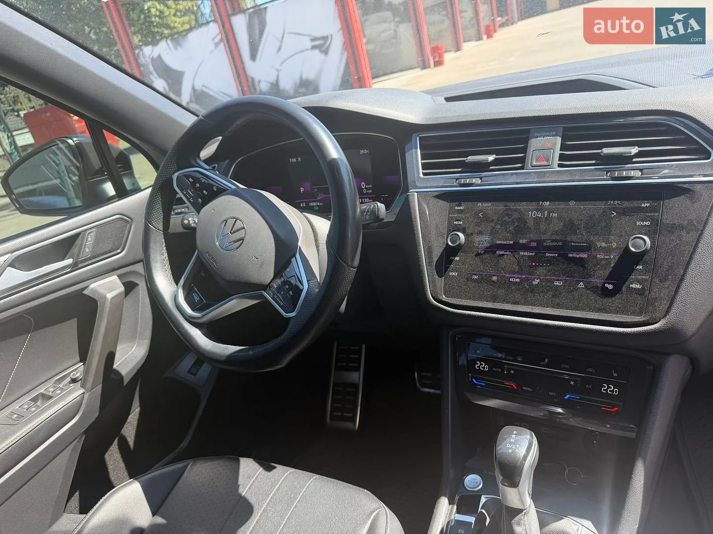 2021 Volkswagen Tiguan - мініатюра 32