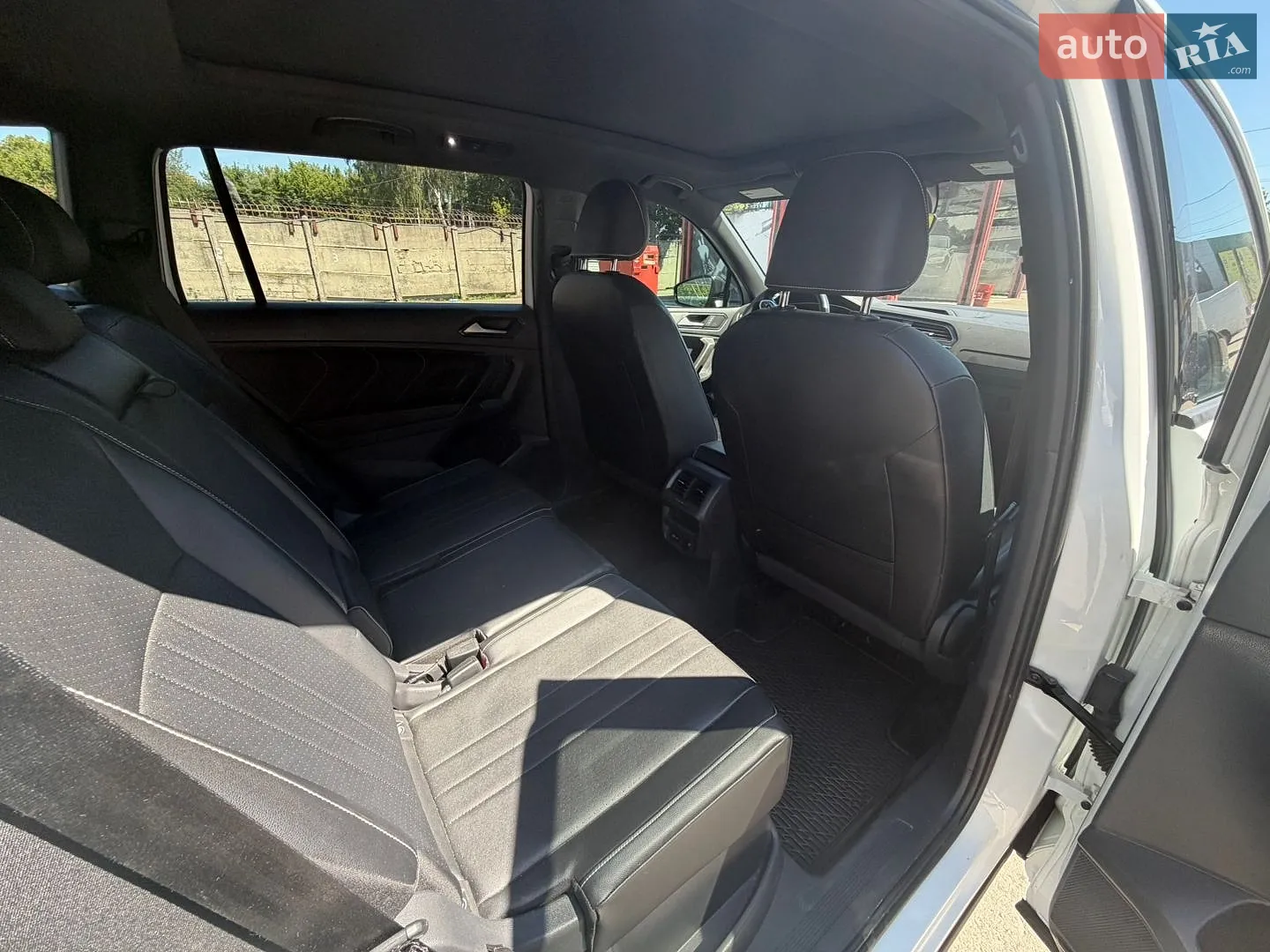2021 Volkswagen Tiguan - мініатюра 34