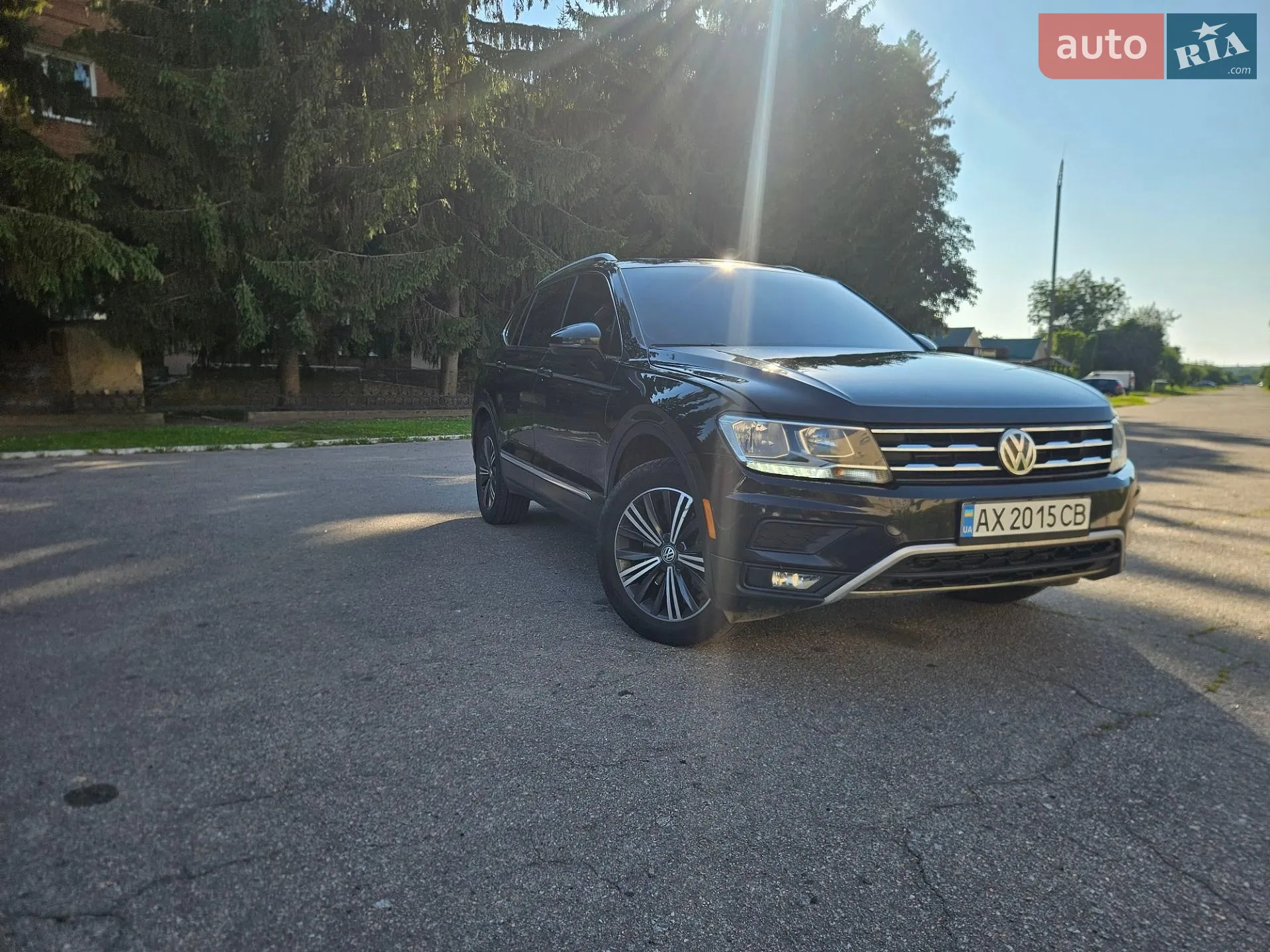 2018 Volkswagen Tiguan - фото 1