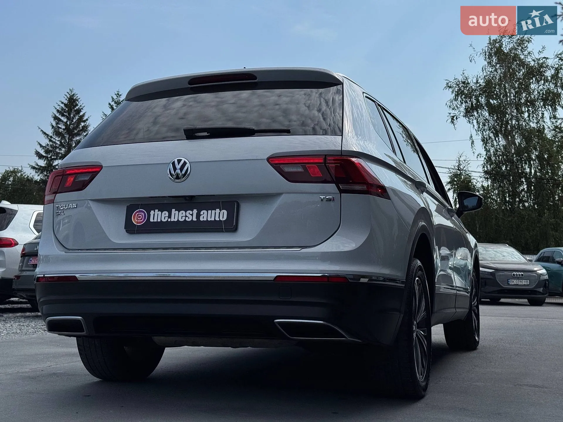2017 Volkswagen Tiguan - мініатюра 23