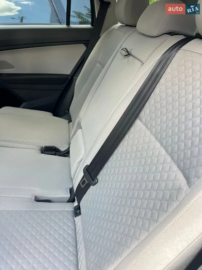 2017 Volkswagen Tiguan - мініатюра 10