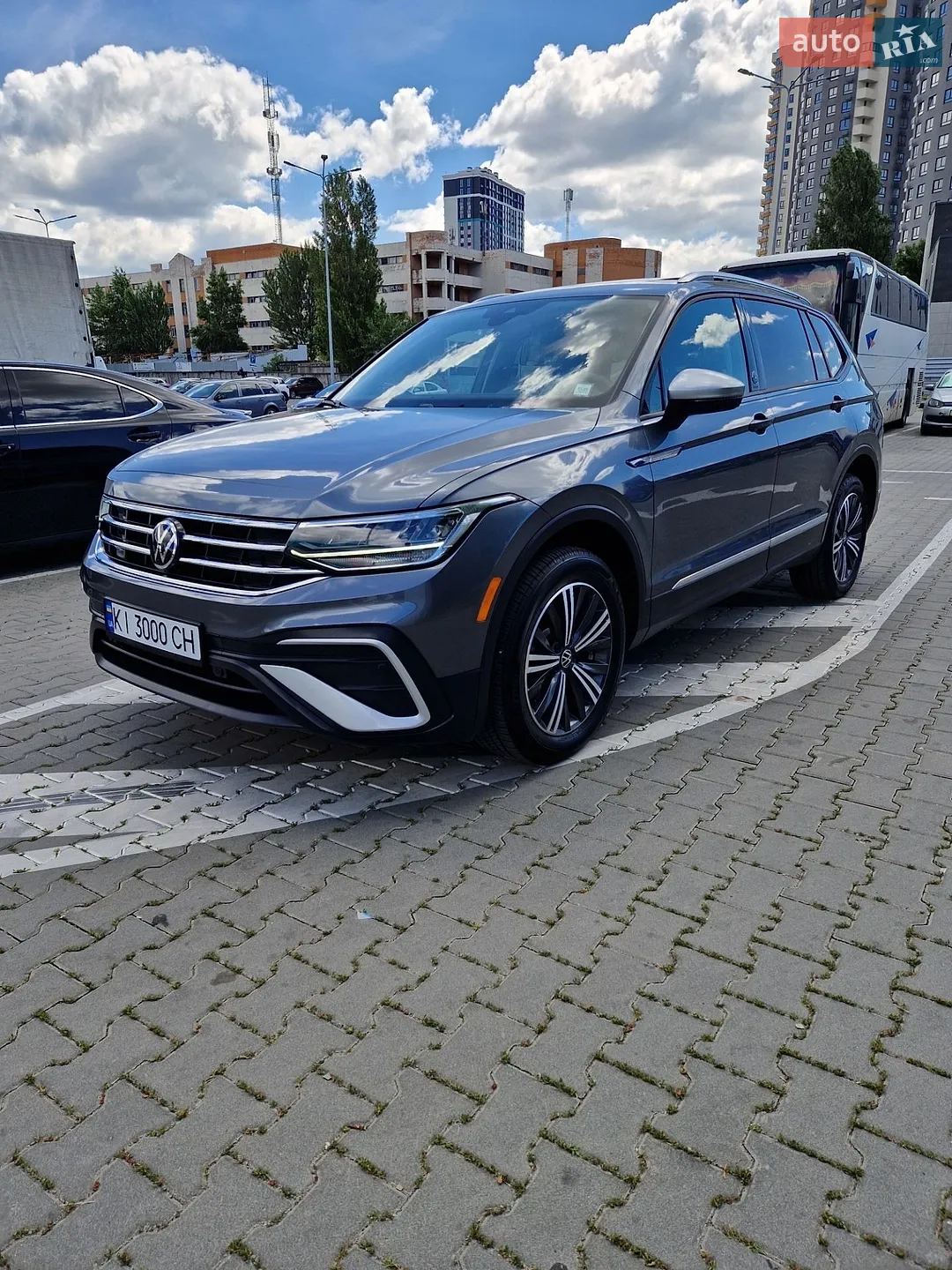 2024 Volkswagen Tiguan - мініатюра 2
