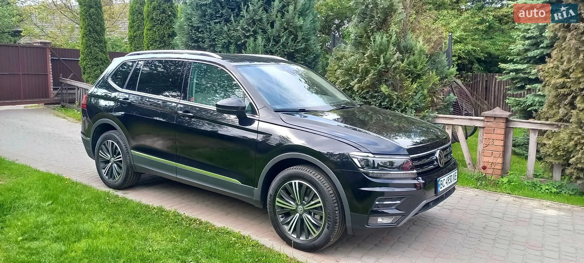 2017 Volkswagen Tiguan - мініатюра 4
