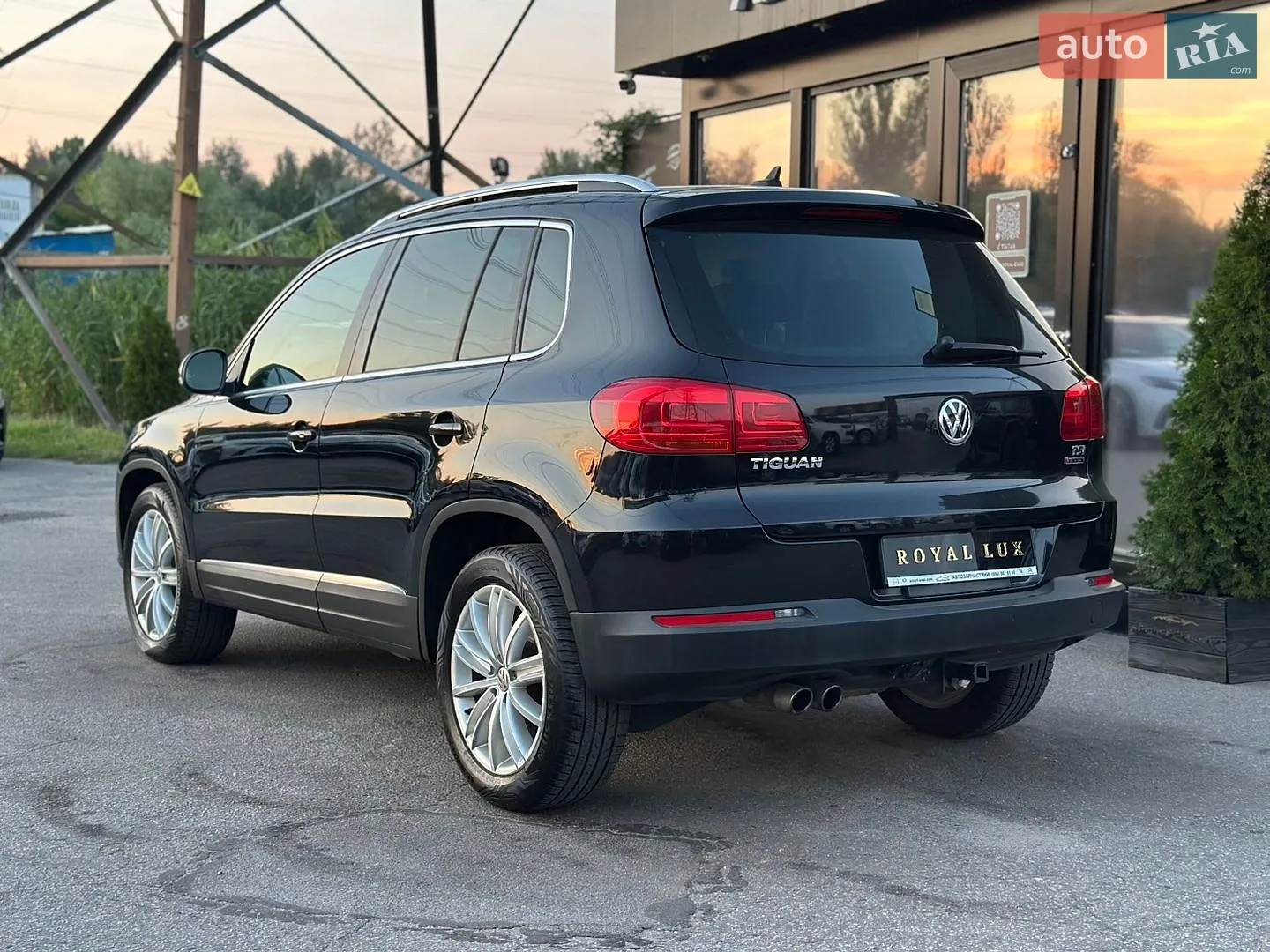 2015 Volkswagen Tiguan - мініатюра 12