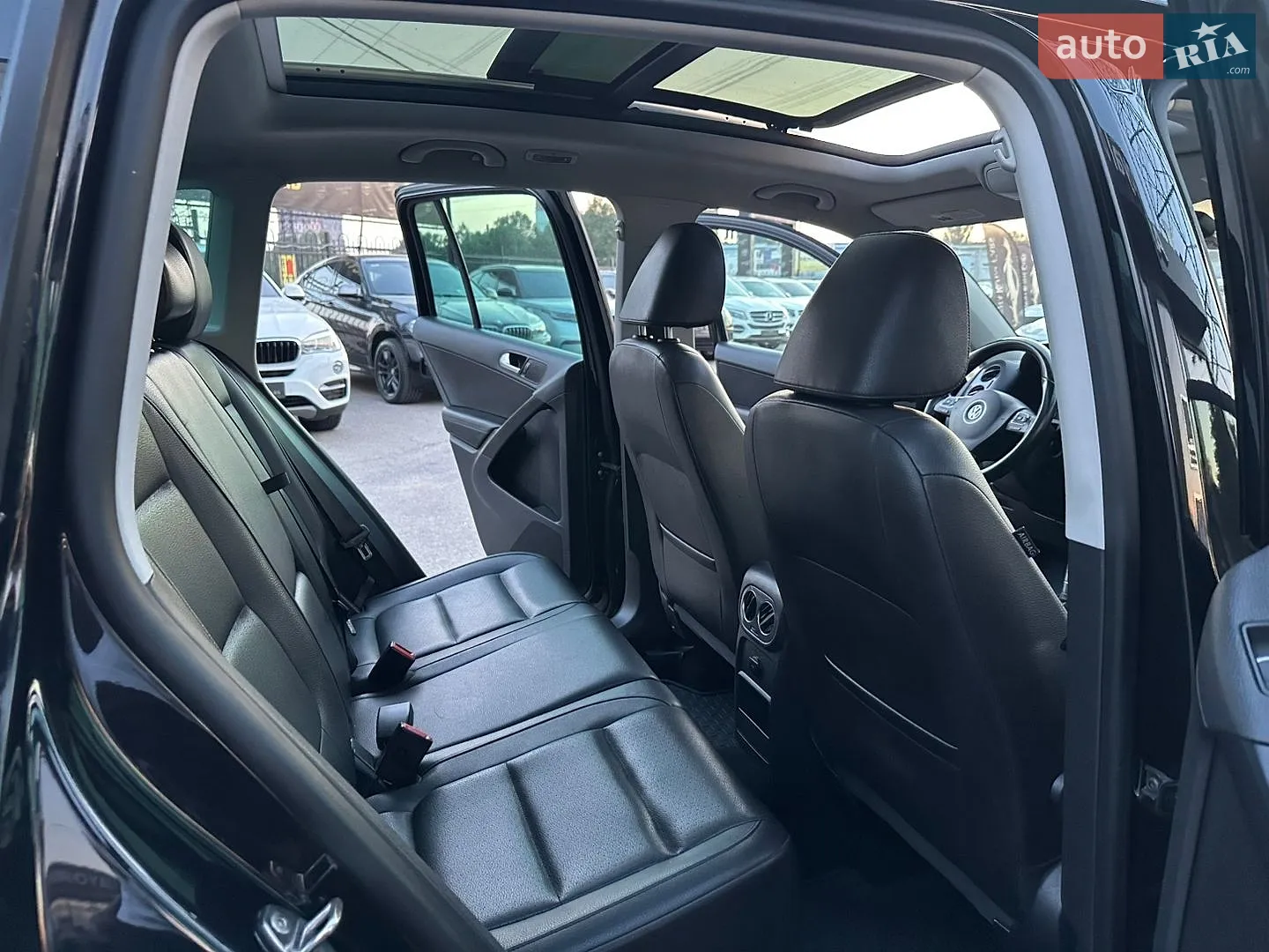 2015 Volkswagen Tiguan - мініатюра 18