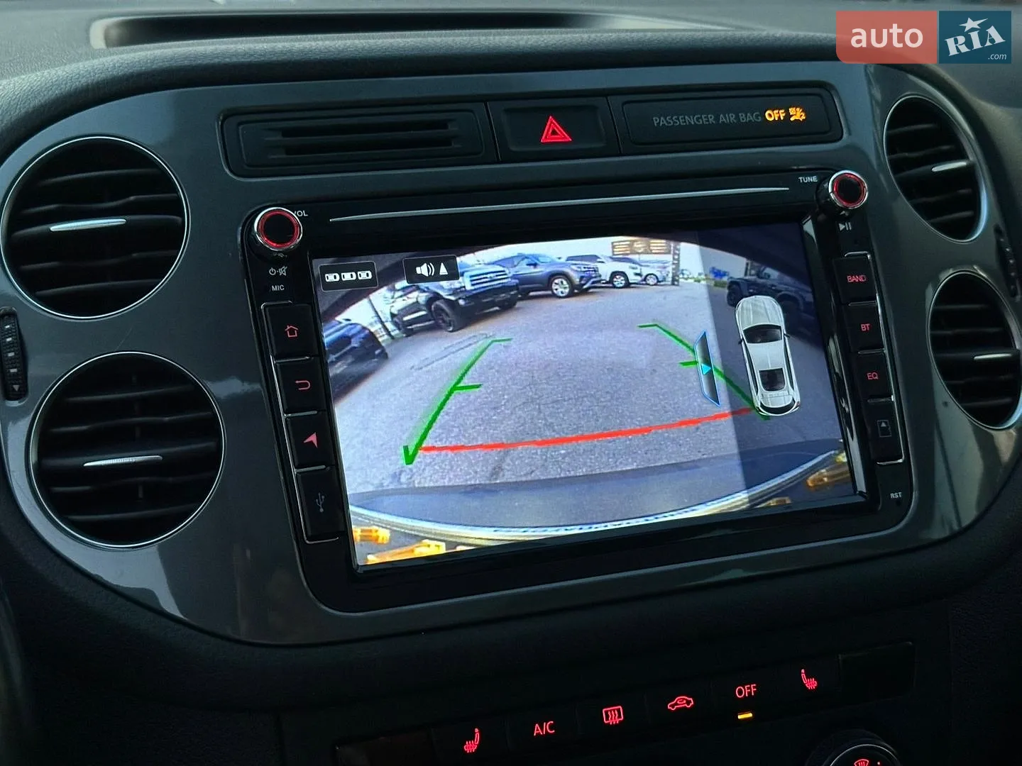 2015 Volkswagen Tiguan - мініатюра 34