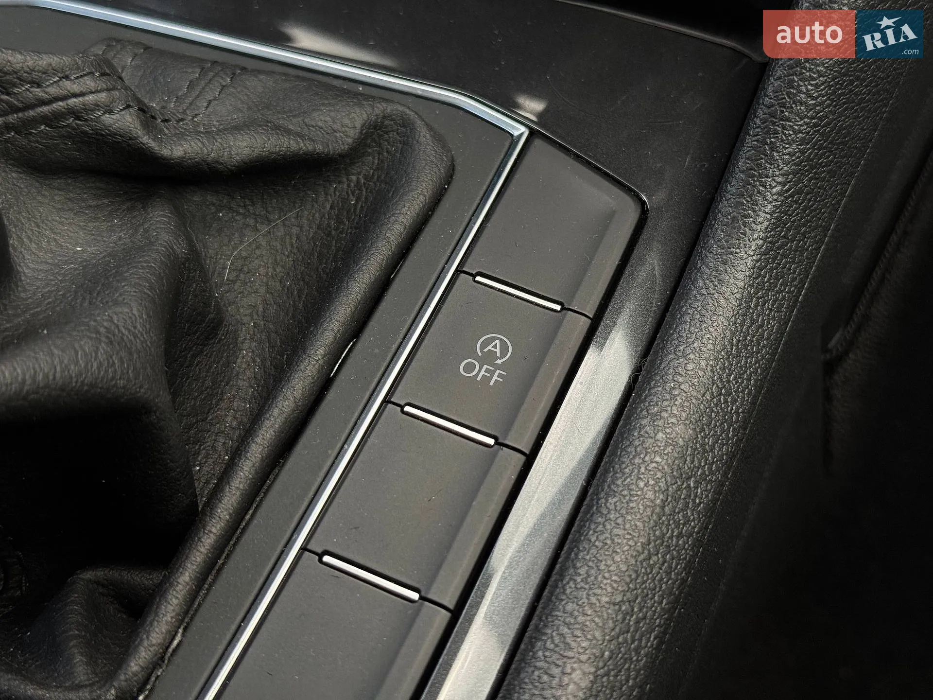 2020 Volkswagen Tiguan - мініатюра 39