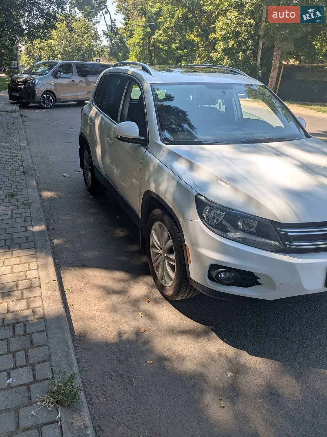 2011 Volkswagen Tiguan - мініатюра 2