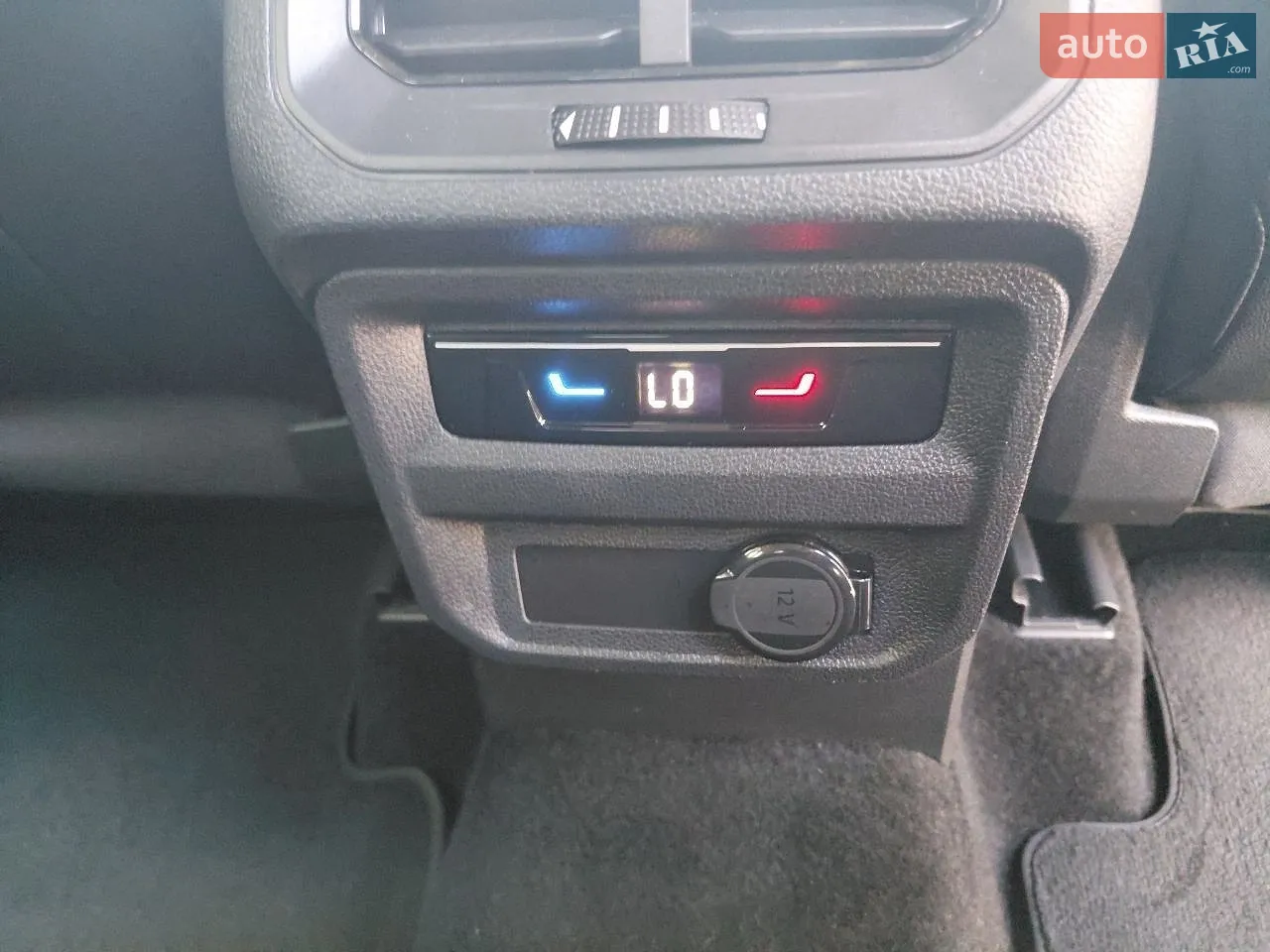 2022 Volkswagen Tiguan - мініатюра 16