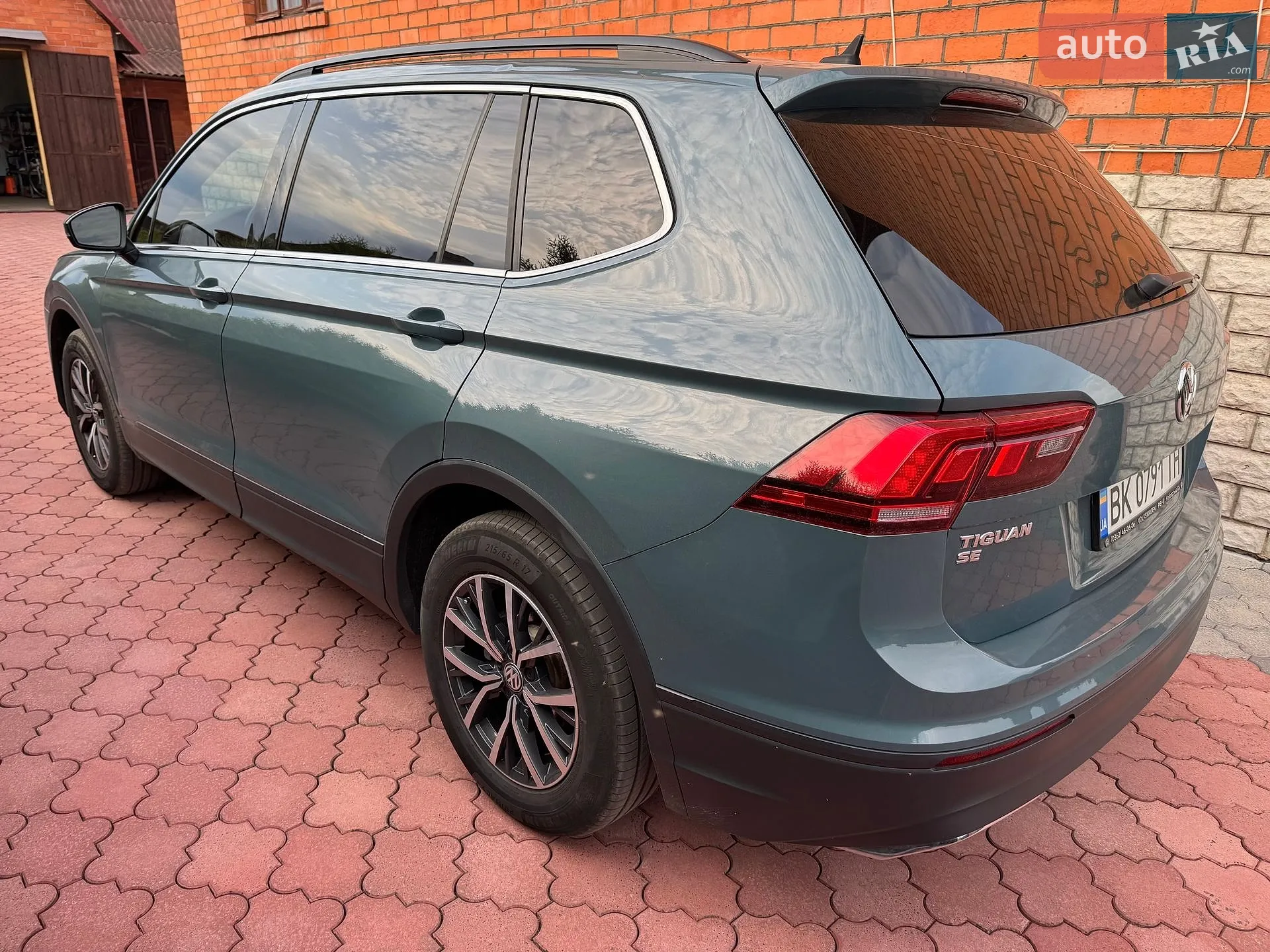 2019 Volkswagen Tiguan - мініатюра 10