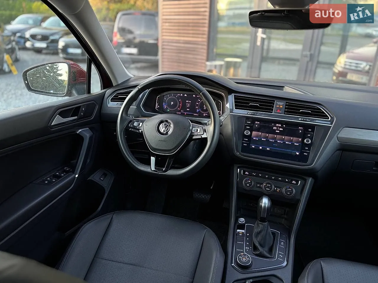 2019 Volkswagen Tiguan - мініатюра 10
