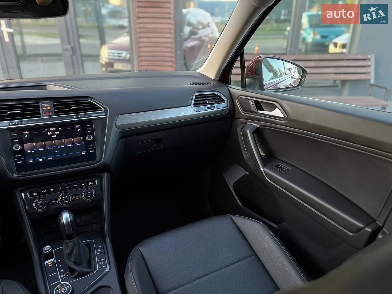 2019 Volkswagen Tiguan - мініатюра 11