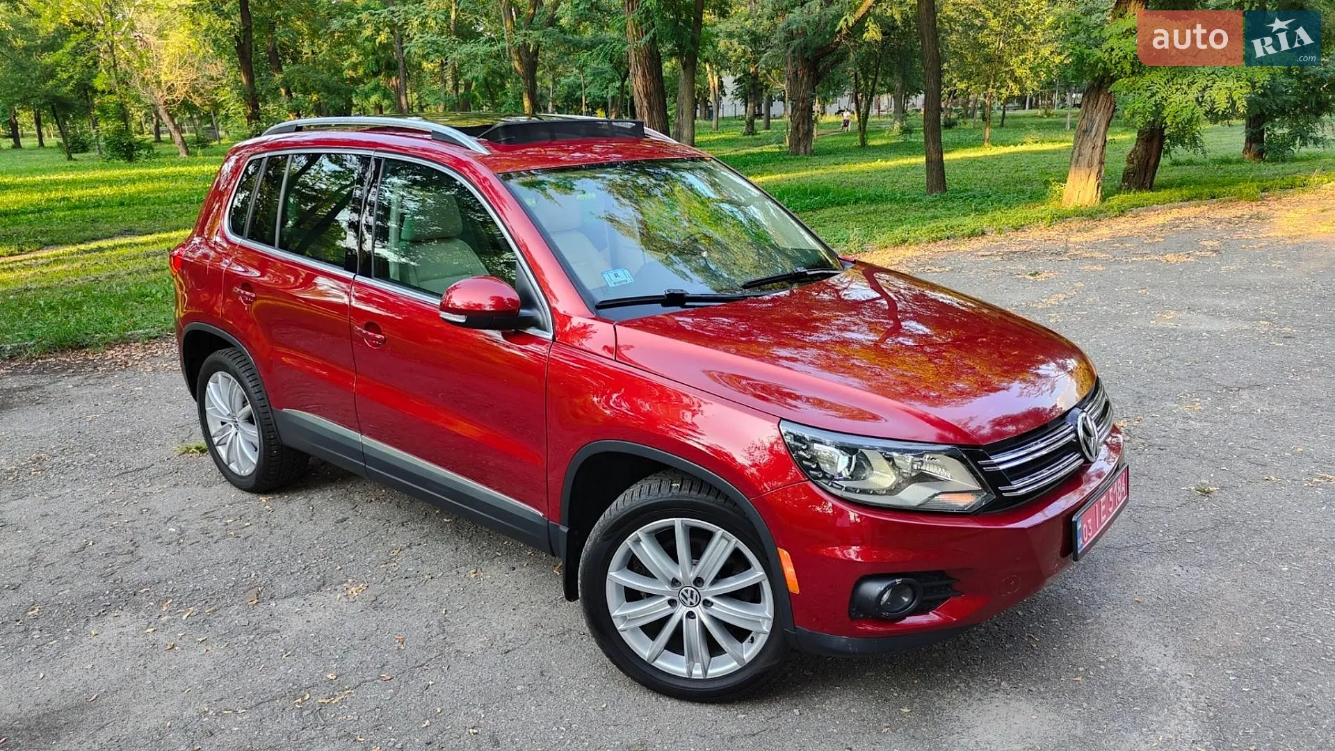 2016 Volkswagen Tiguan - мініатюра 30