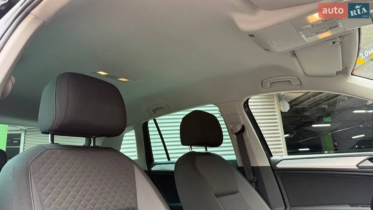 2018 Volkswagen Tiguan - мініатюра 16