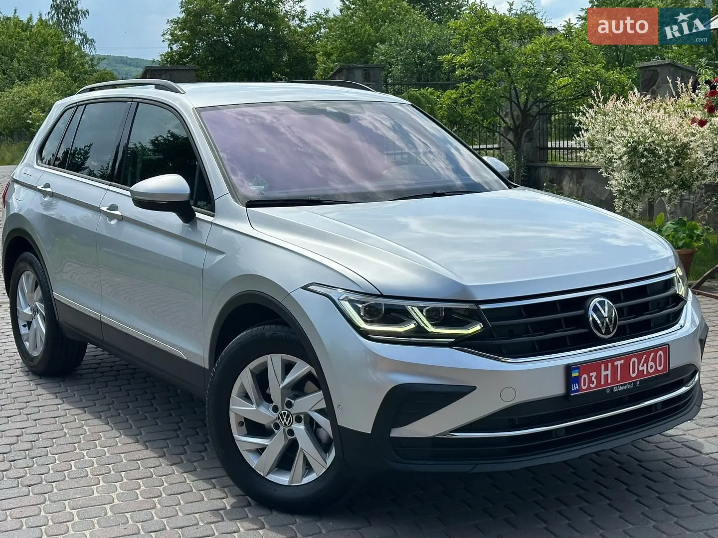 2021 Volkswagen Tiguan - фото 1