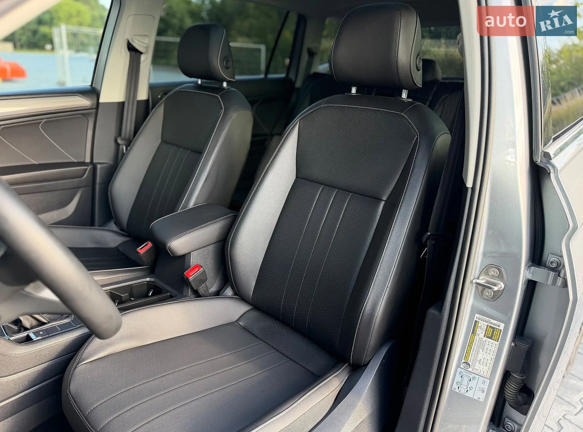2021 Volkswagen Tiguan - мініатюра 20