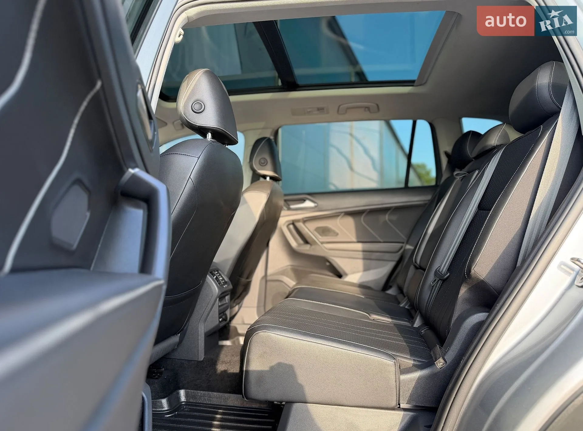 2021 Volkswagen Tiguan - мініатюра 30