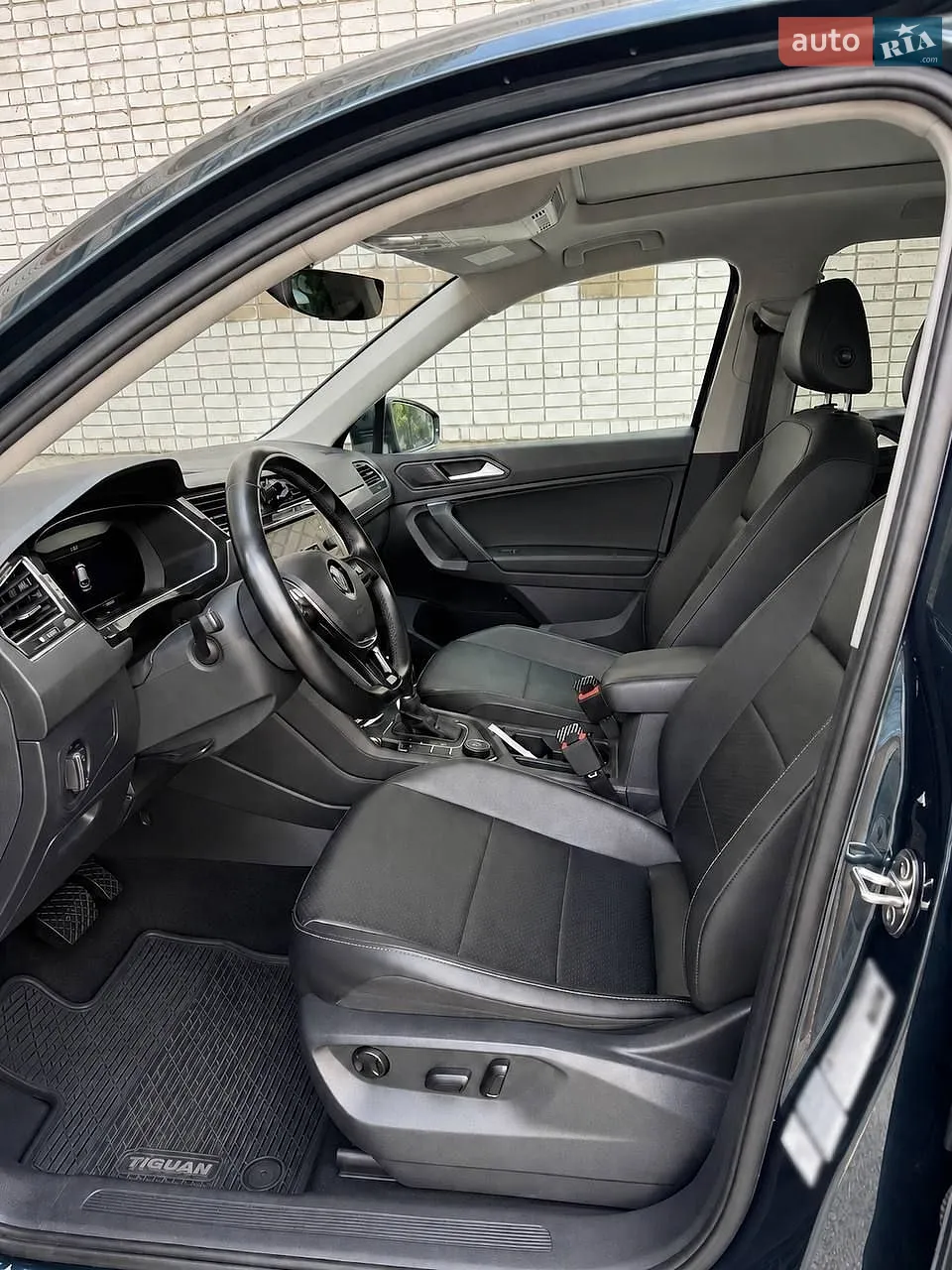 2018 Volkswagen Tiguan - мініатюра 15