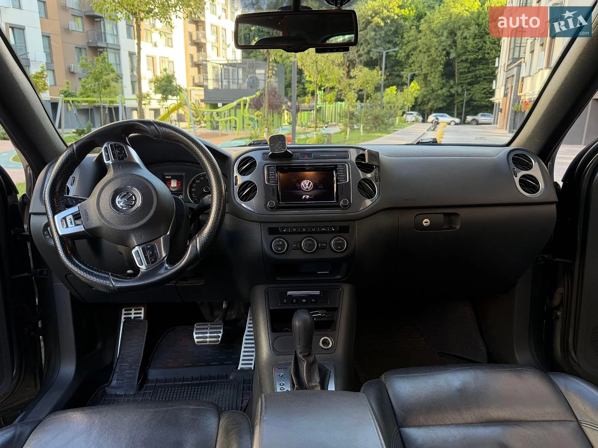 2015 Volkswagen Tiguan - мініатюра 28