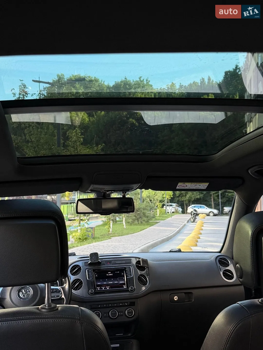 2015 Volkswagen Tiguan - мініатюра 33
