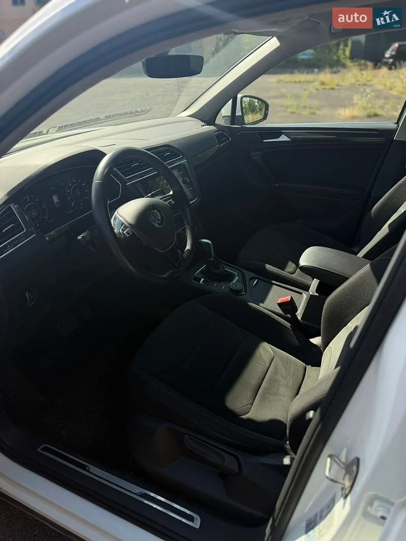 2018 Volkswagen Tiguan - мініатюра 6