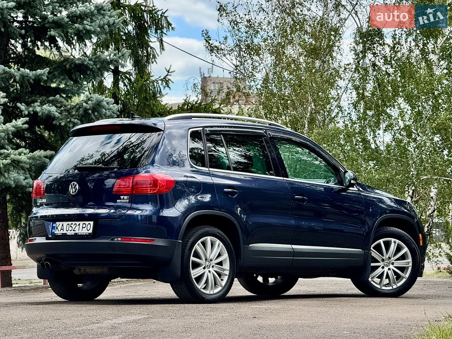 2016 Volkswagen Tiguan - мініатюра 12