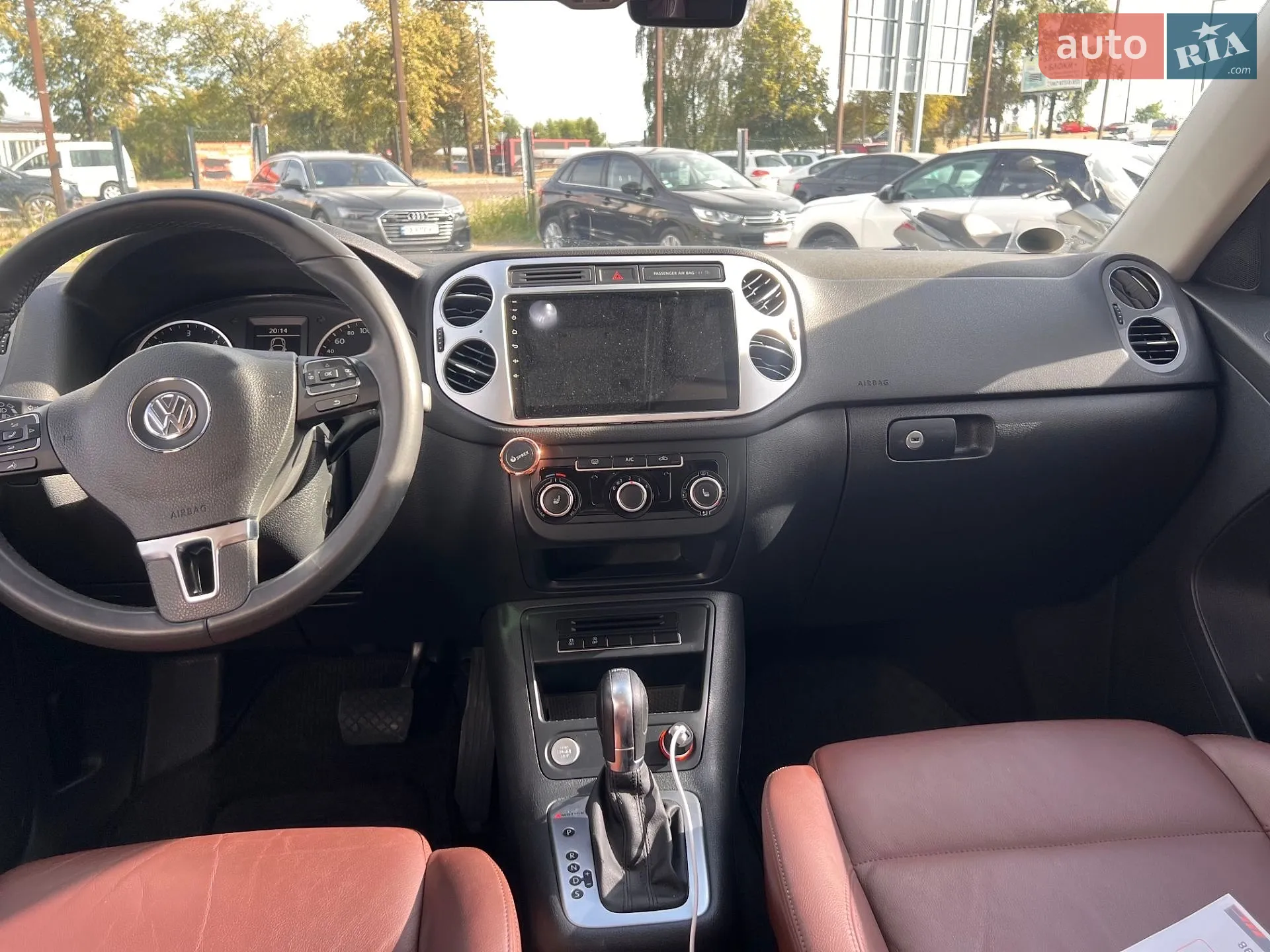 2014 Volkswagen Tiguan - мініатюра 11