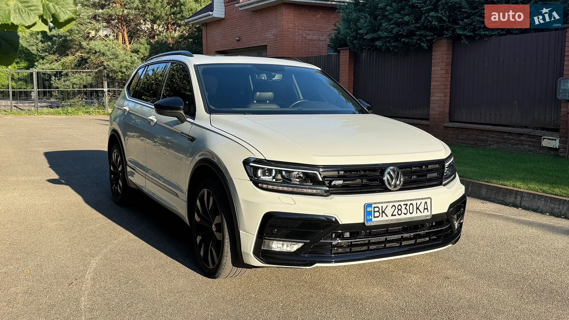 2021 Volkswagen Tiguan - мініатюра 3