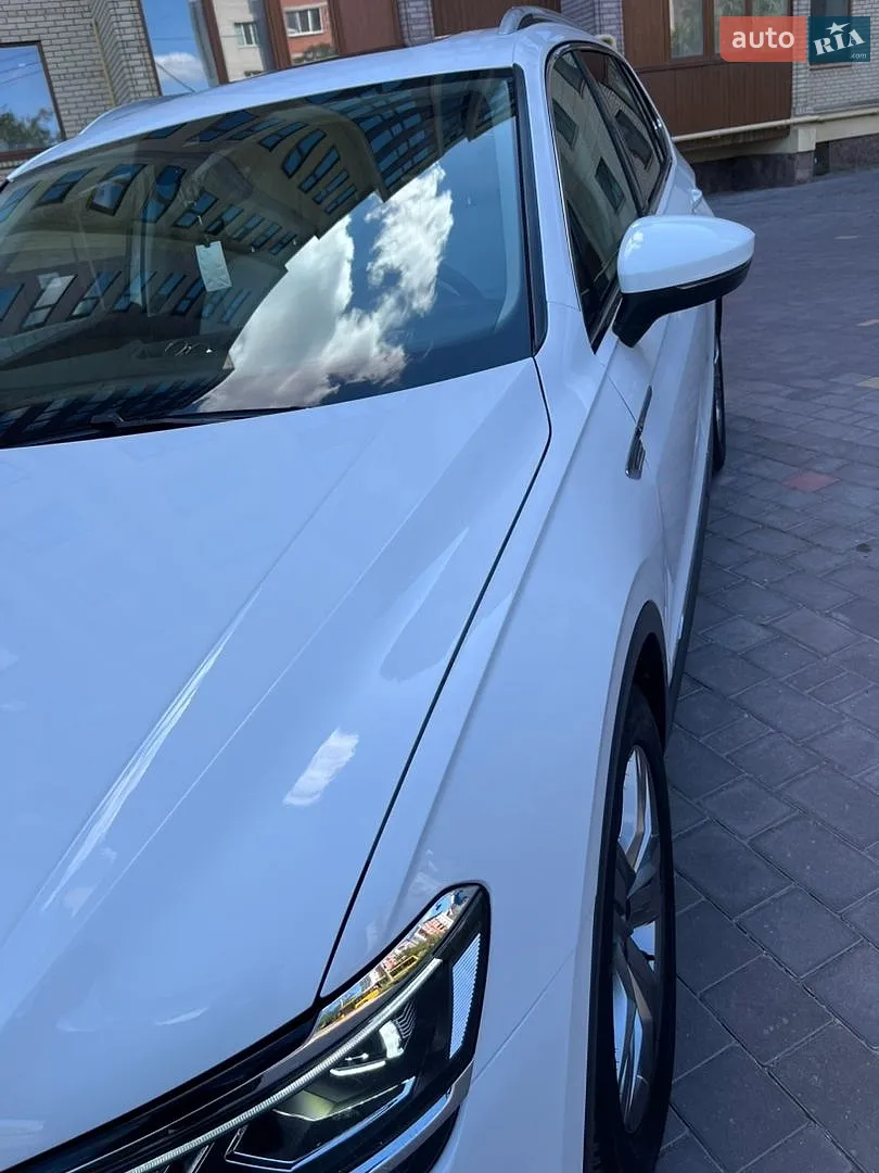 2020 Volkswagen Tiguan - мініатюра 9