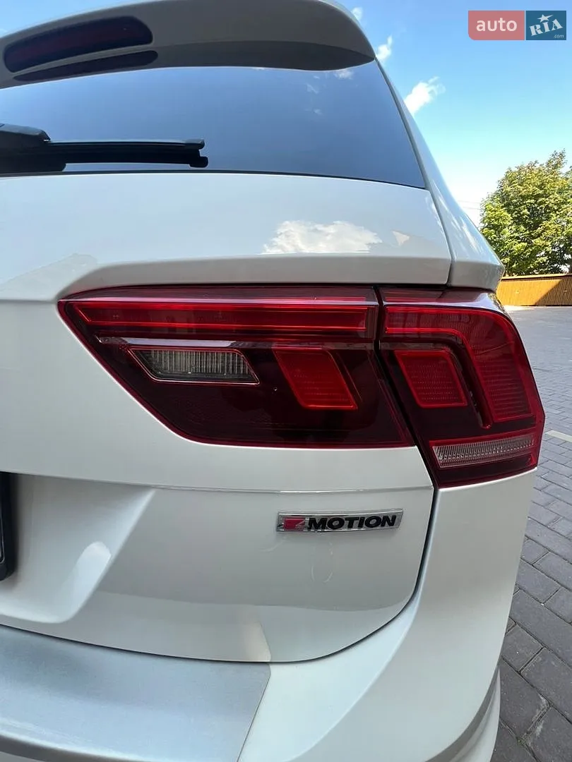 2020 Volkswagen Tiguan - мініатюра 13