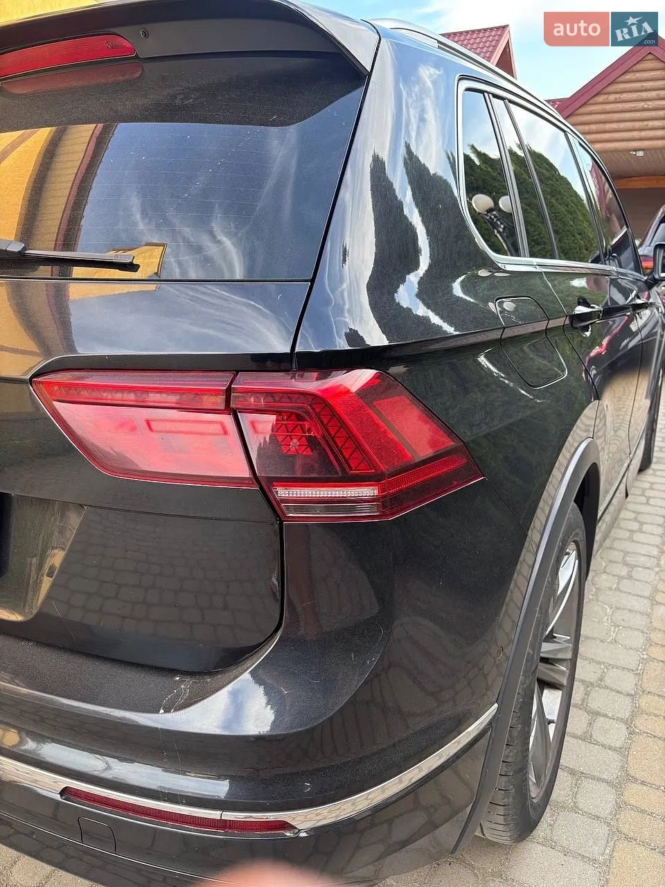 2016 Volkswagen Tiguan - мініатюра 10