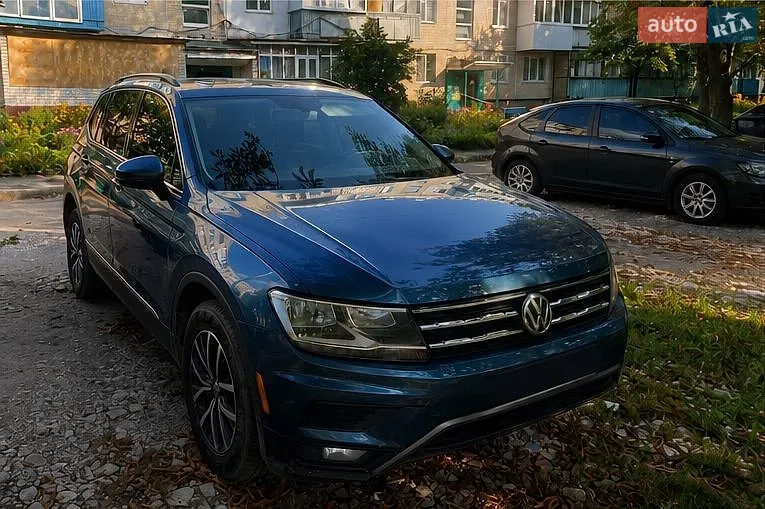 2017 Volkswagen Tiguan - мініатюра 33