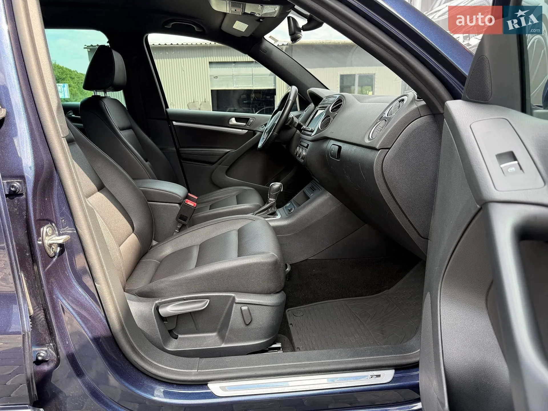 2016 Volkswagen Tiguan - мініатюра 40