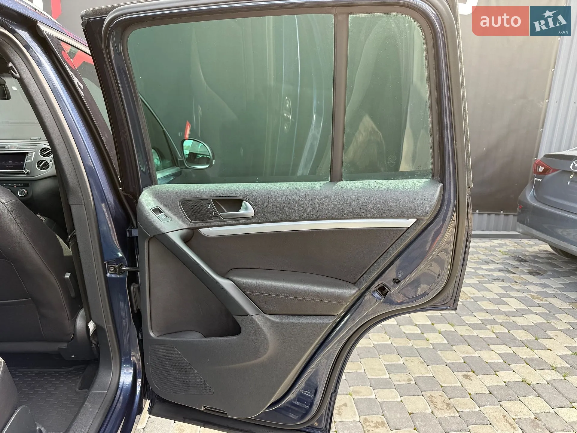 2016 Volkswagen Tiguan - мініатюра 43
