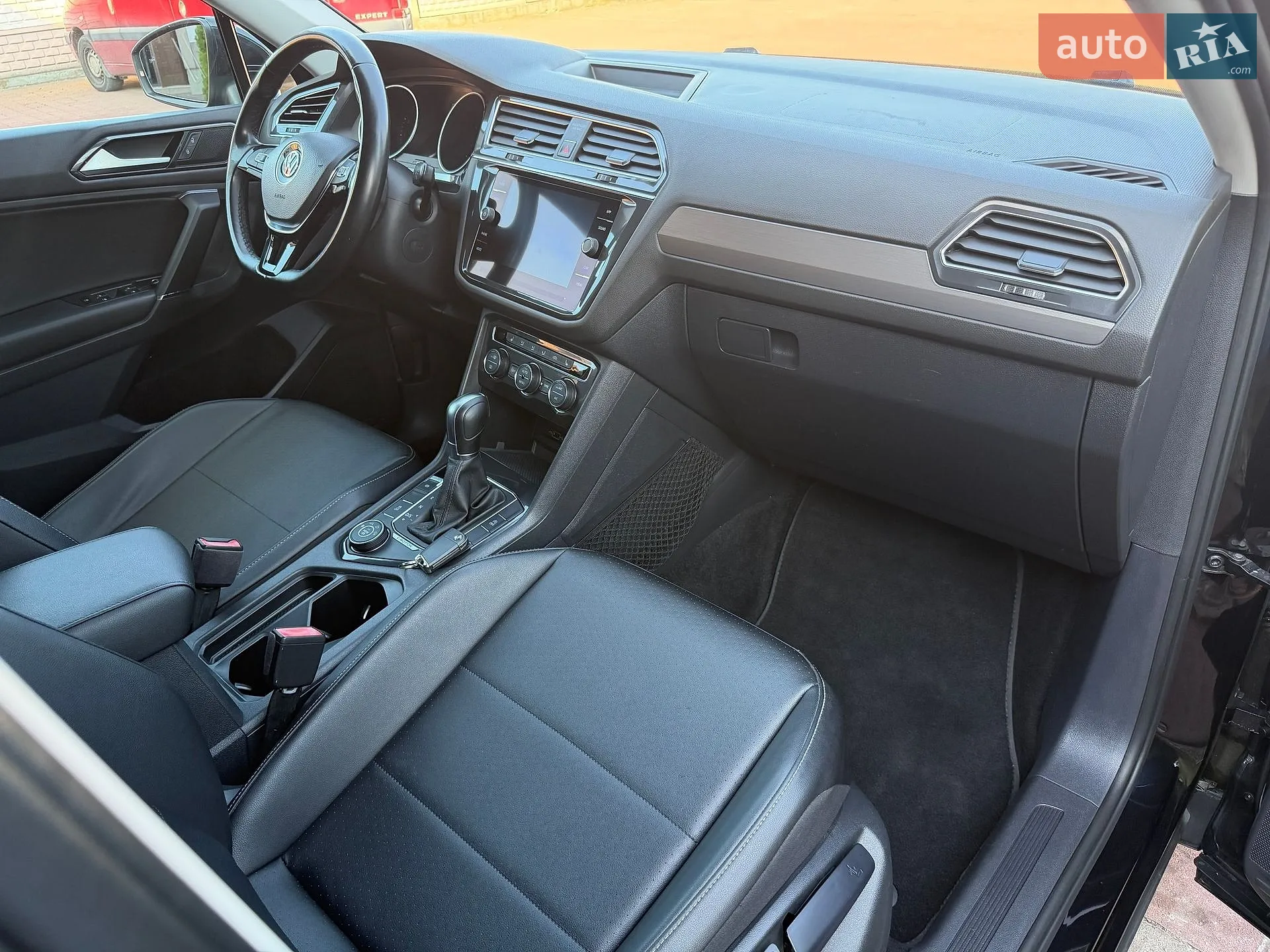 2018 Volkswagen Tiguan - мініатюра 100