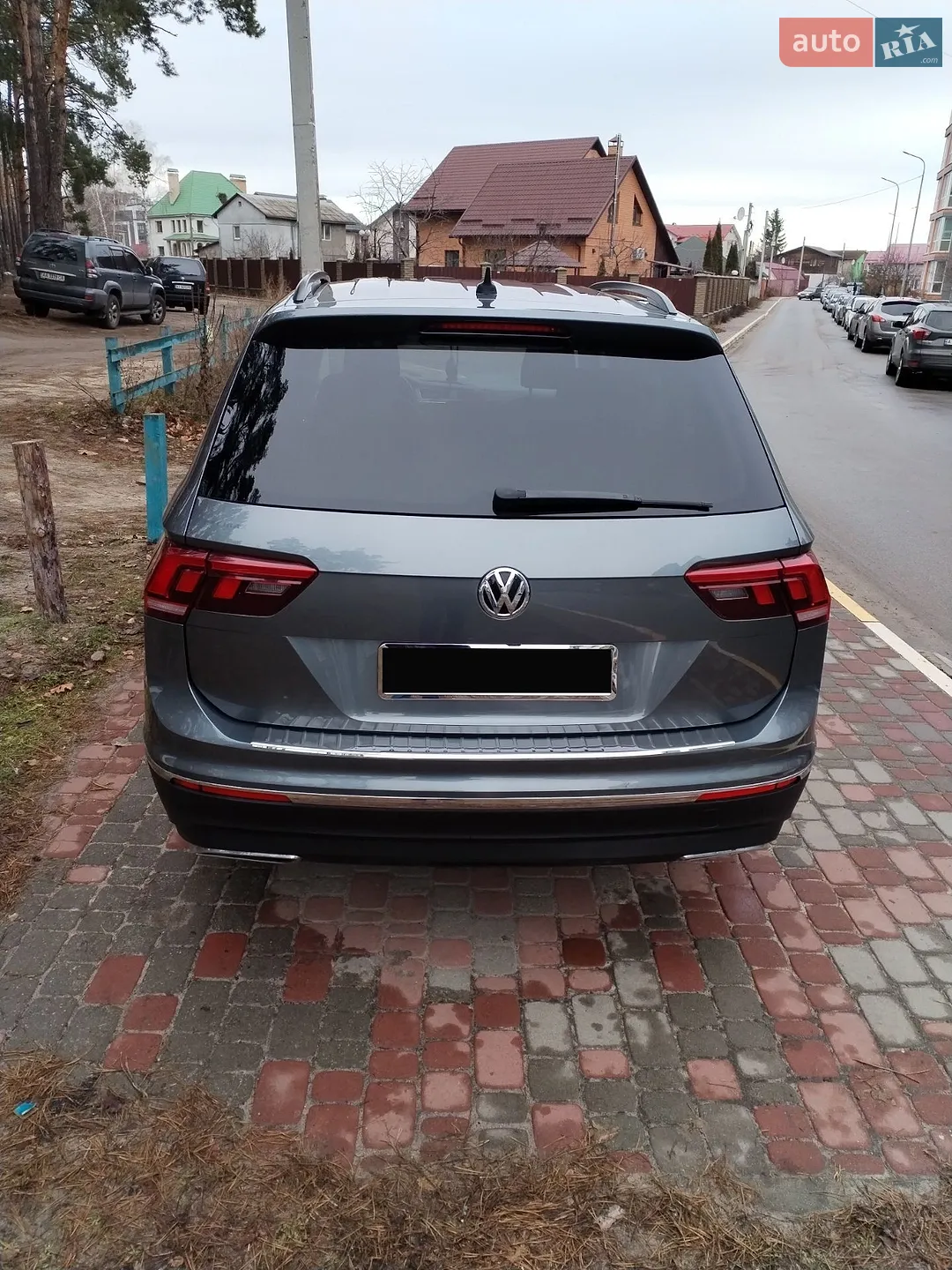 2017 Volkswagen Tiguan - мініатюра 2