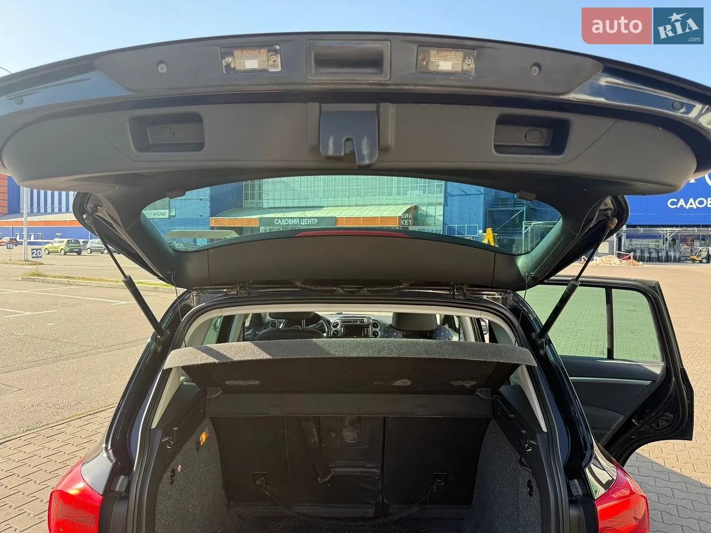 2011 Volkswagen Tiguan - мініатюра 13